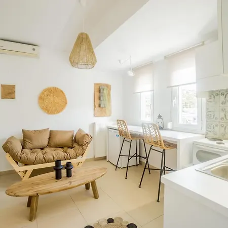 Urban Apartment *